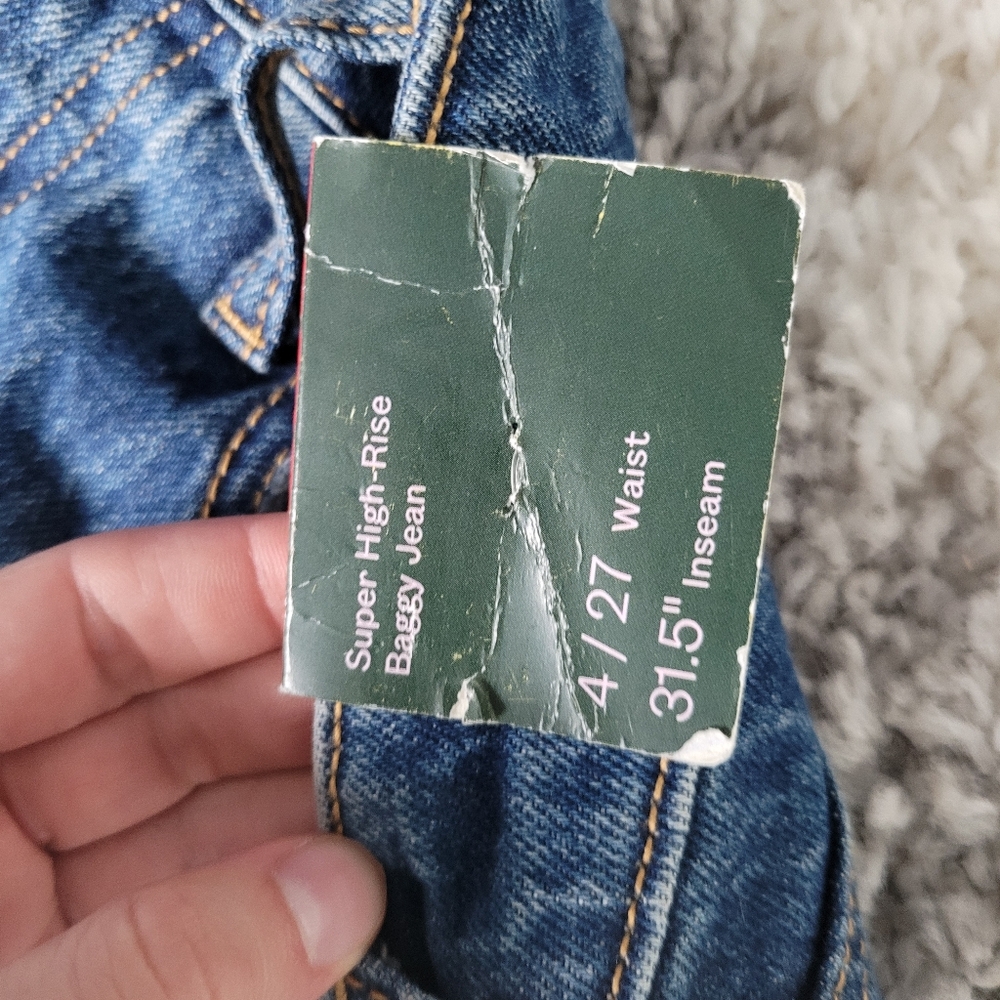 High Rise Baggy Jeans | Size 4 | wild fable - Picture 6 of 8